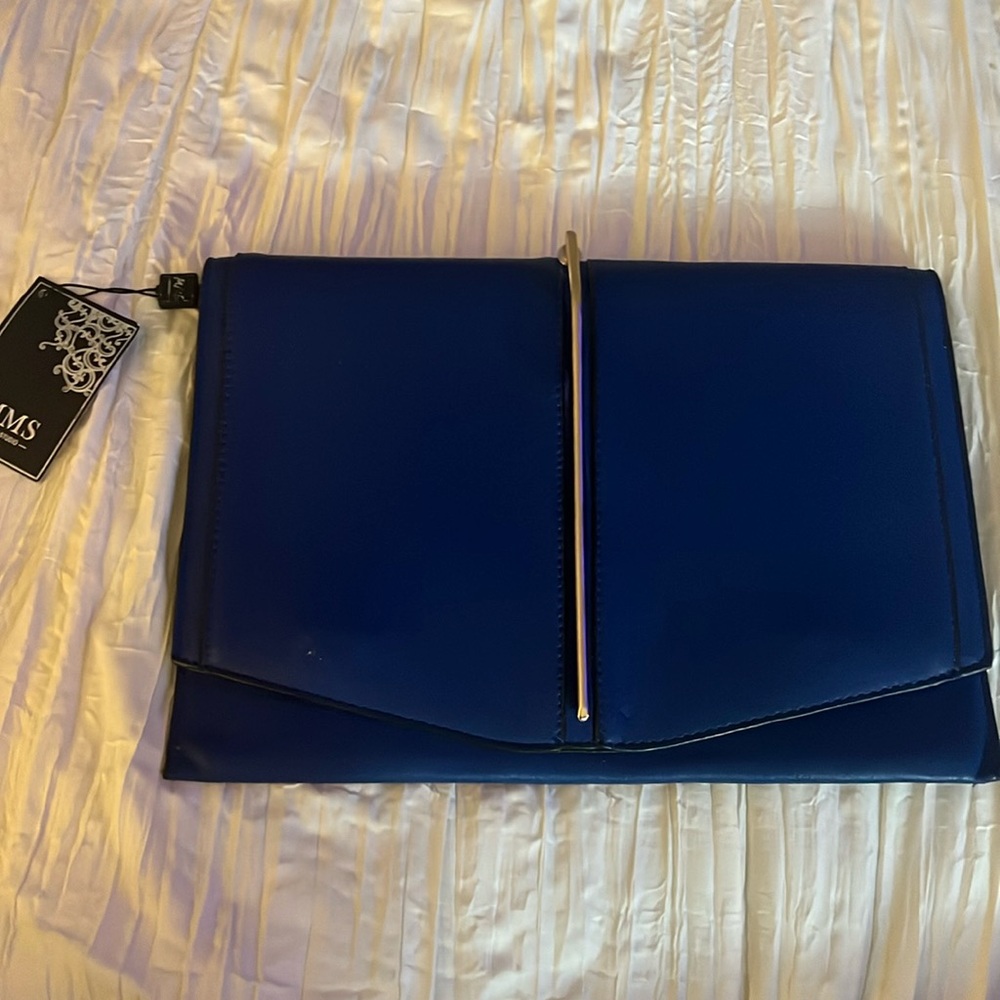 New clutch or crossbody